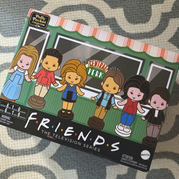 NIB Friends Polly Pocket Collectors Central Perk Coffee Cup Playset - Picture 3 of 10